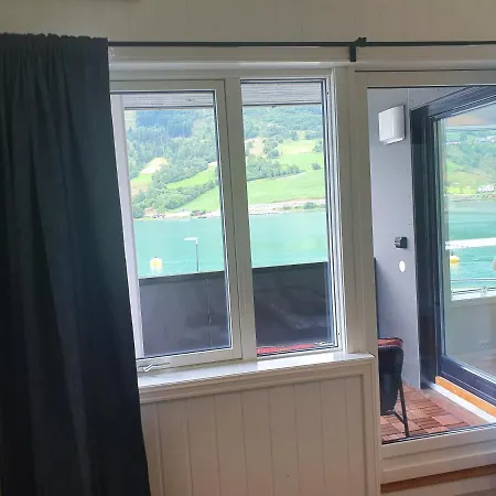 Moderne Panoramaleilighet 3-roms I Leilighet *