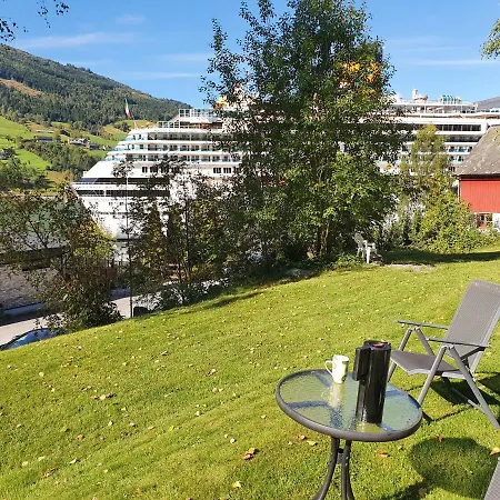 Moderne Panoramaleilighet 3-roms I Leilighet *